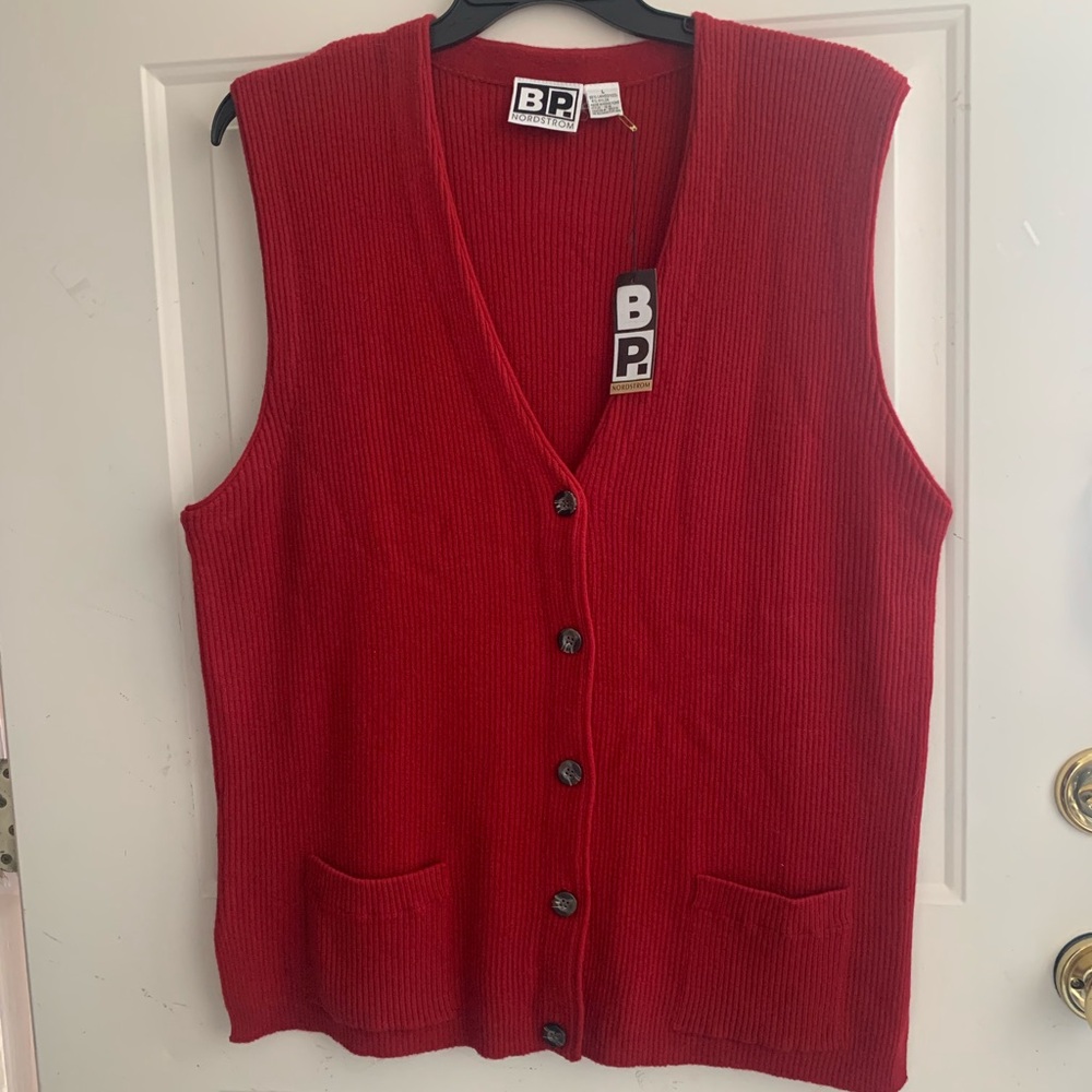 BP V-Neck Red Sweater Vest 95%Wool